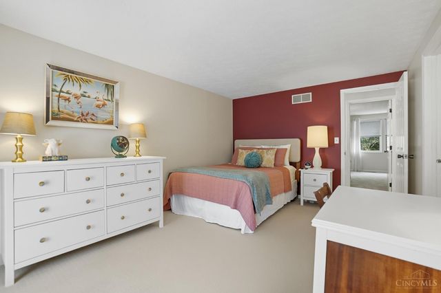 7373 Woodcroft Drive, Anderson Twp, OH 45230