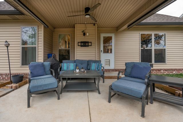 120 Flat Woods Rd, Lebanon, TN 37090