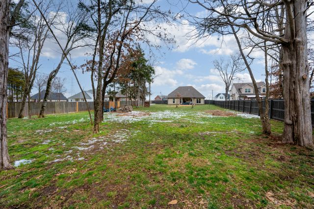 120 Flat Woods Rd, Lebanon, TN 37090