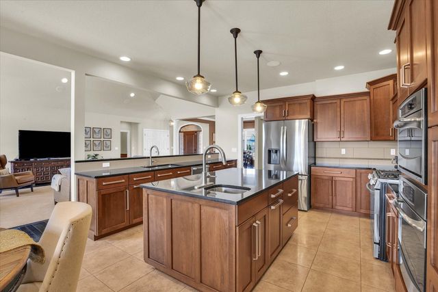 1614 English Oak Drive, Champaign, IL 61822