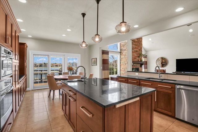 1614 English Oak Drive, Champaign, IL 61822