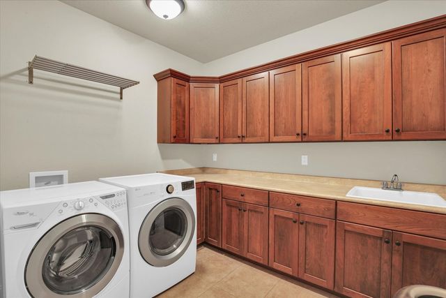 1614 English Oak Drive, Champaign, IL 61822