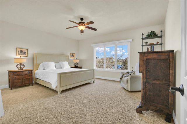 1614 English Oak Drive, Champaign, IL 61822