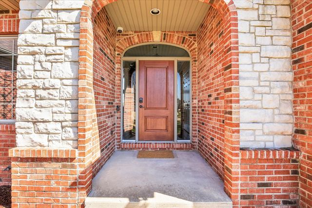 1614 English Oak Drive, Champaign, IL 61822