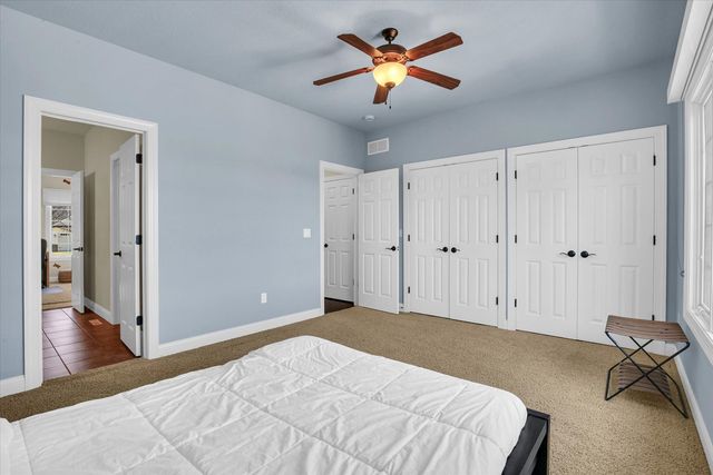 1614 English Oak Drive, Champaign, IL 61822