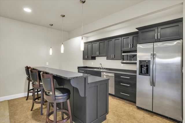 1614 English Oak Drive, Champaign, IL 61822