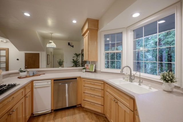 7200 Highway 17, Scotts Valley, CA 95066