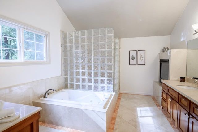 7200 Highway 17, Scotts Valley, CA 95066