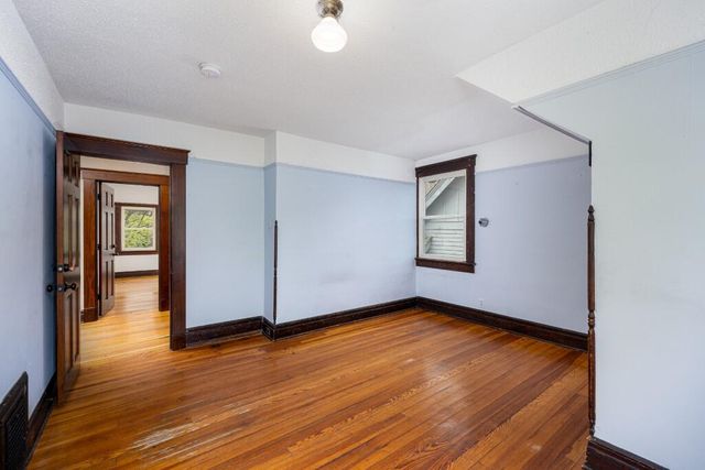1607 S University, Ann Arbor, MI 48104