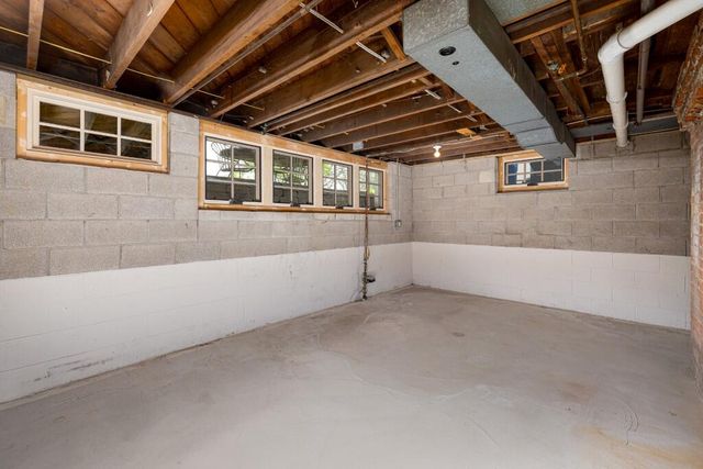 1607 S University, Ann Arbor, MI 48104