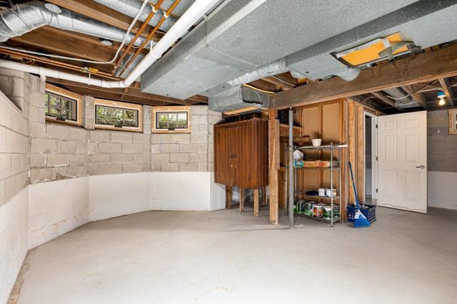 1607 S University, Ann Arbor, MI 48104