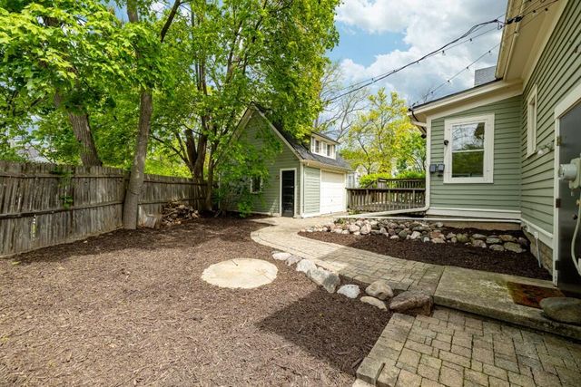 1607 S University, Ann Arbor, MI 48104