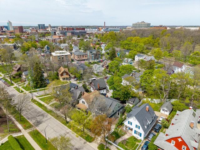 1607 S University, Ann Arbor, MI 48104
