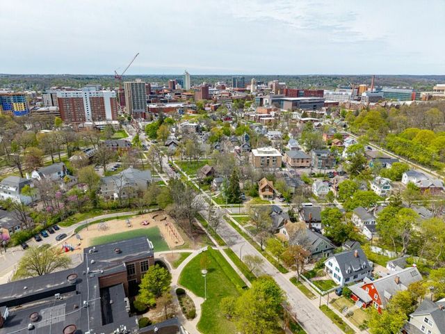 1607 S University, Ann Arbor, MI 48104