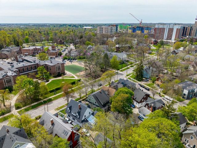 1607 S University, Ann Arbor, MI 48104