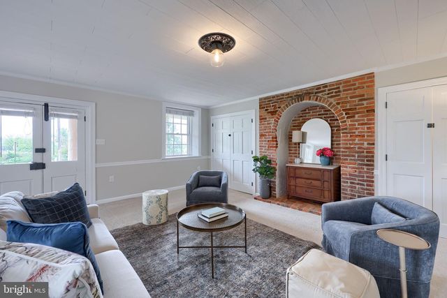 400 KINDERHOOK RD, Columbia, PA 17512