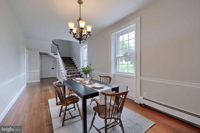 400 KINDERHOOK RD, Columbia, PA 17512