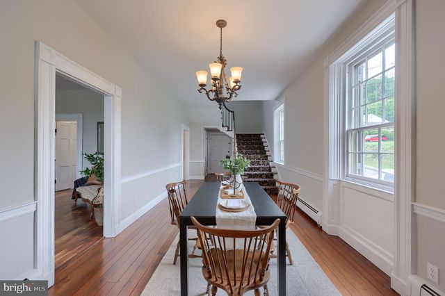 400 KINDERHOOK RD, Columbia, PA 17512