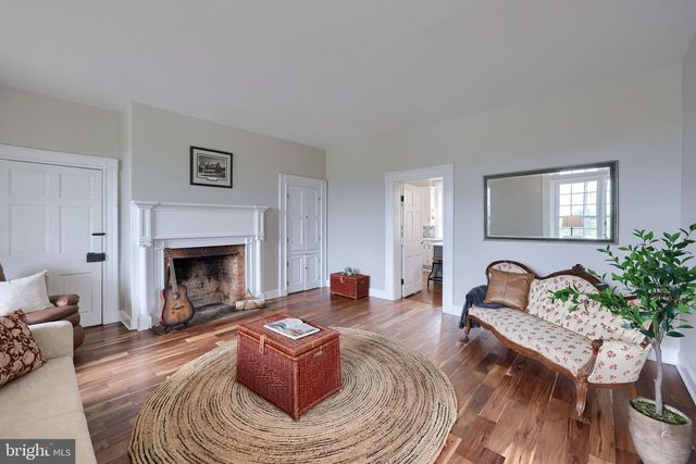 400 KINDERHOOK RD, Columbia, PA 17512