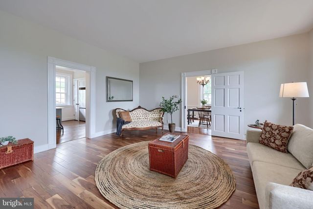 400 KINDERHOOK RD, Columbia, PA 17512