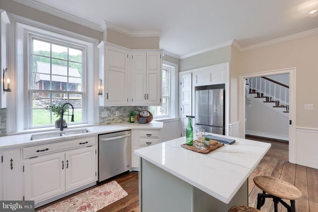 400 KINDERHOOK RD, Columbia, PA 17512