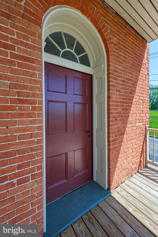 400 KINDERHOOK RD, Columbia, PA 17512