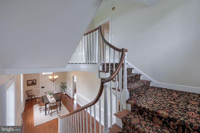 400 KINDERHOOK RD, Columbia, PA 17512