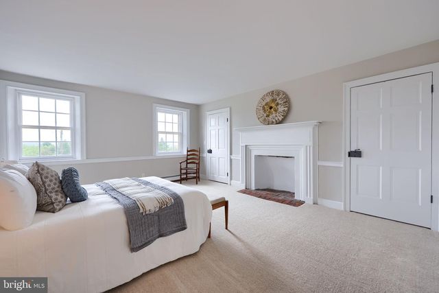400 KINDERHOOK RD, Columbia, PA 17512