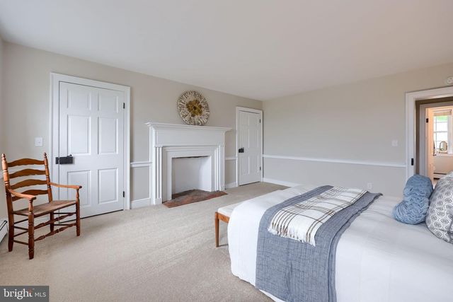 400 KINDERHOOK RD, Columbia, PA 17512