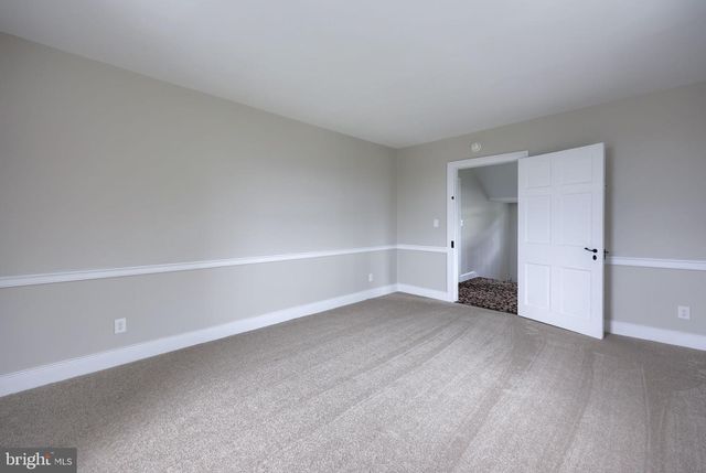 400 KINDERHOOK RD, Columbia, PA 17512