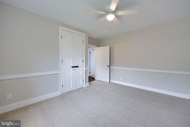 400 KINDERHOOK RD, Columbia, PA 17512