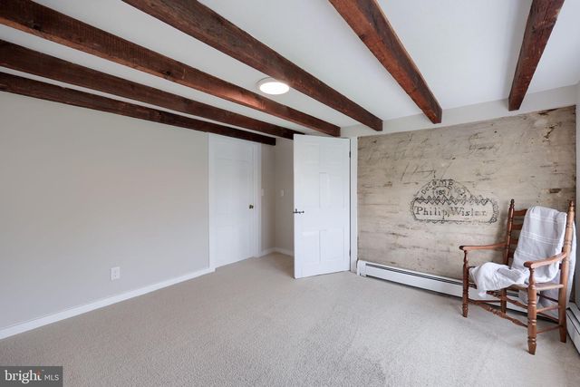 400 KINDERHOOK RD, Columbia, PA 17512