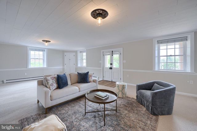 400 KINDERHOOK RD, Columbia, PA 17512