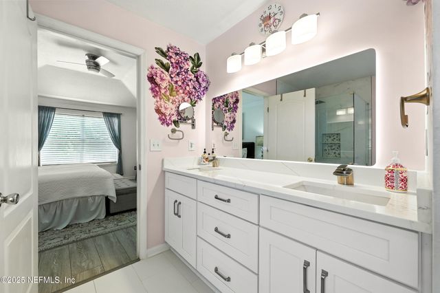 8613 CROOKED TREE Drive, Jacksonville, FL 32256