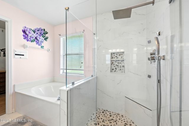 8613 CROOKED TREE Drive, Jacksonville, FL 32256