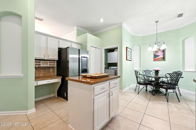 8613 CROOKED TREE Drive, Jacksonville, FL 32256