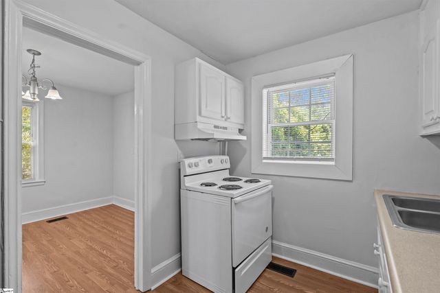 102 Arlo Court, Spartanburg, SC 29306