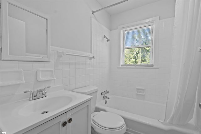 102 Arlo Court, Spartanburg, SC 29306