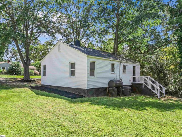 102 Arlo Court, Spartanburg, SC 29306