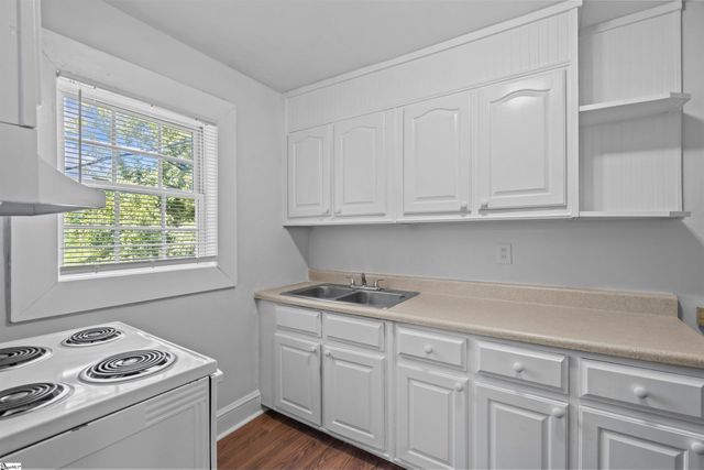 102 Arlo Court, Spartanburg, SC 29306