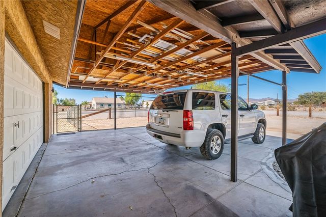 5025 S Cholla Drive, Fort Mohave, AZ 86426