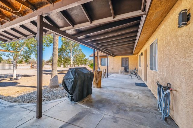 5025 S Cholla Drive, Fort Mohave, AZ 86426