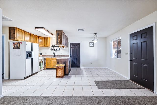 5025 S Cholla Drive, Fort Mohave, AZ 86426