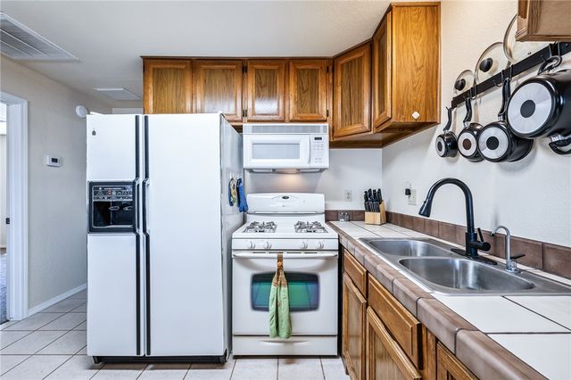 5025 S Cholla Drive, Fort Mohave, AZ 86426