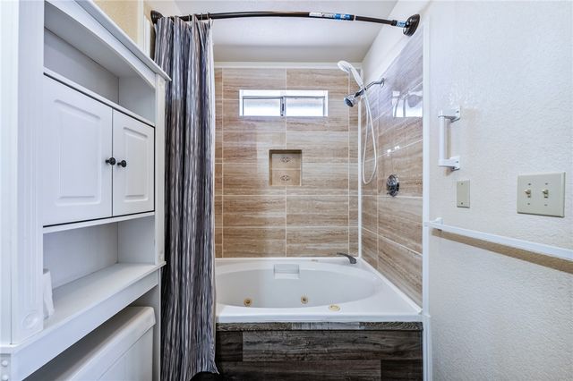 5025 S Cholla Drive, Fort Mohave, AZ 86426