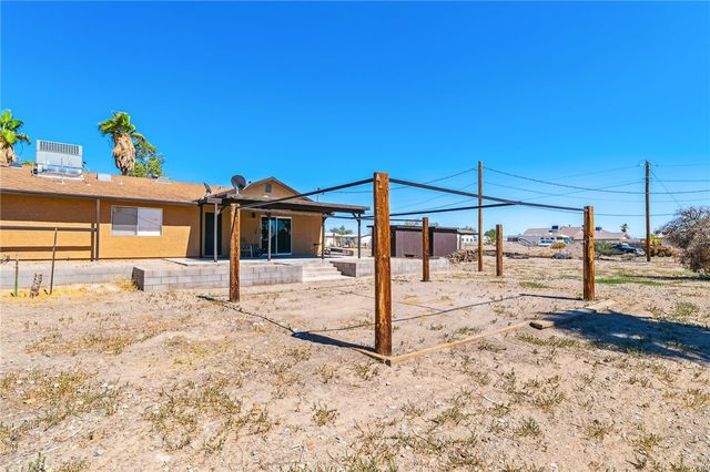 5025 S Cholla Drive, Fort Mohave, AZ 86426