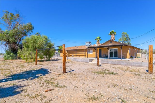 5025 S Cholla Drive, Fort Mohave, AZ 86426