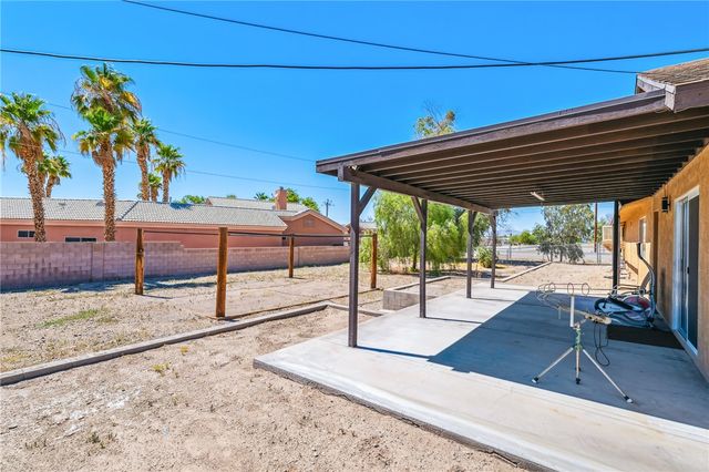 5025 S Cholla Drive, Fort Mohave, AZ 86426