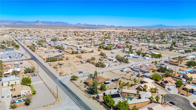 5025 S Cholla Drive, Fort Mohave, AZ 86426