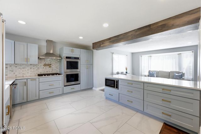 5334 S Castlegate Drive, Salt Lake City, UT 84117